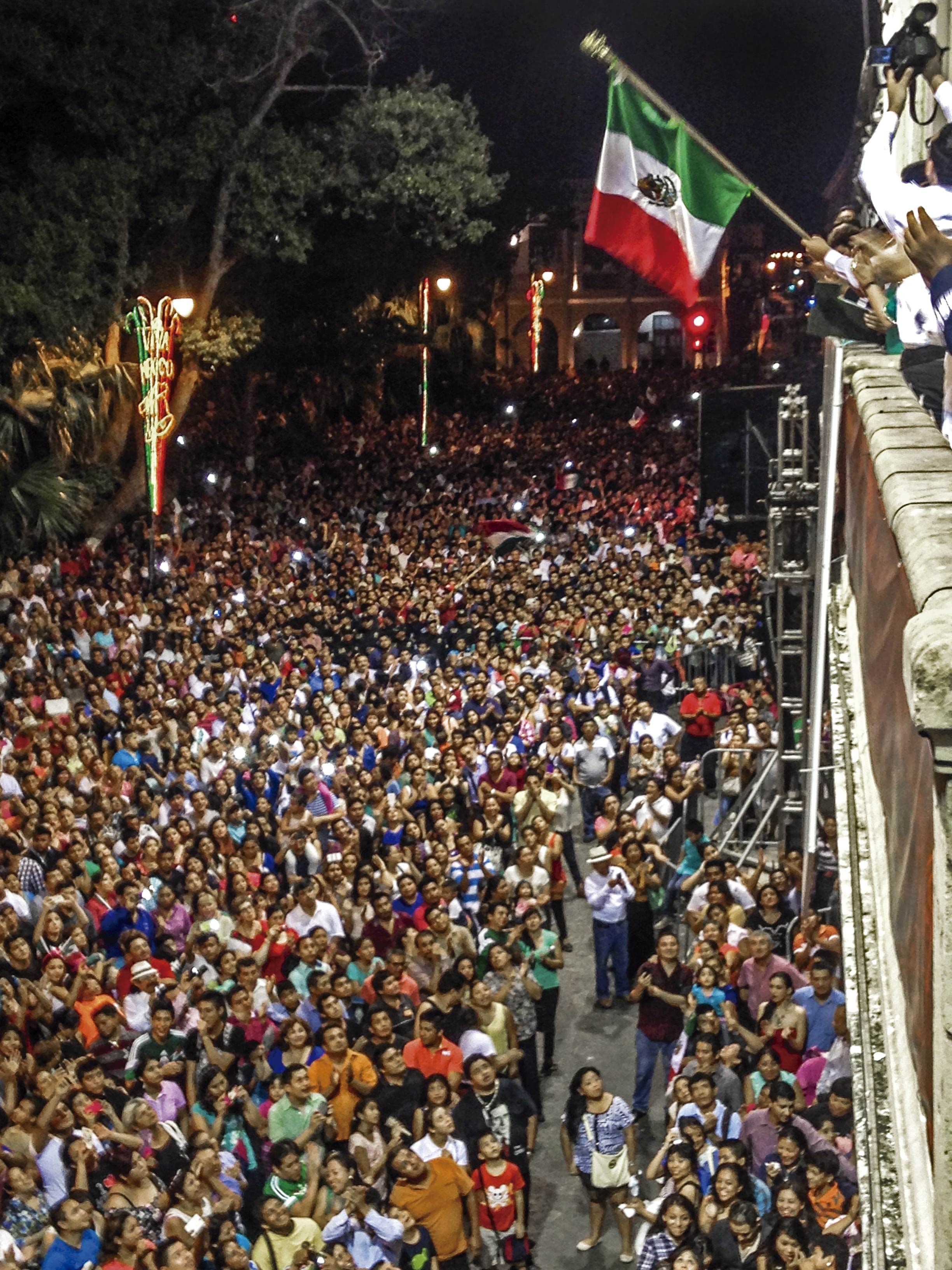 Grito y concierto de Espinoza Paz